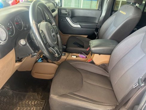 Used 2013 Jeep Wrangler Unlimited Sahara image 9