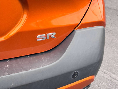 Used 2018 Nissan Kicks SR w/ Exterior Electronics Package image 25