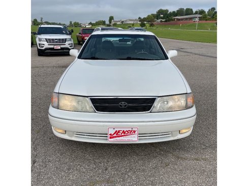 Used 1998 Toyota Avalon XLS image 12