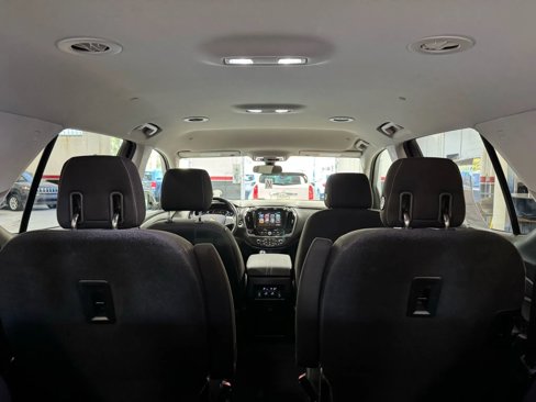 Used 2018 Chevrolet Traverse LT image 29