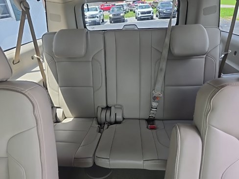 Used 2016 GMC Yukon XL Denali w/ Open Road Package image 18