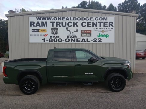 Used 2022 Toyota Tundra SR5 image 2