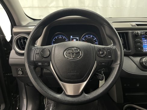 Certified 2018 Toyota RAV4 LE image 11