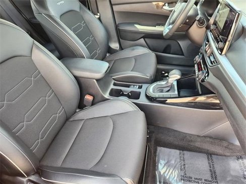 Certified 2024 Kia Forte GT-Line image 15