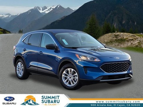 Used 2022 Ford Escape SE image 1