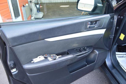 Used 2010 Subaru Outback 2.5i Premium w/ Protection Package 1A image 51