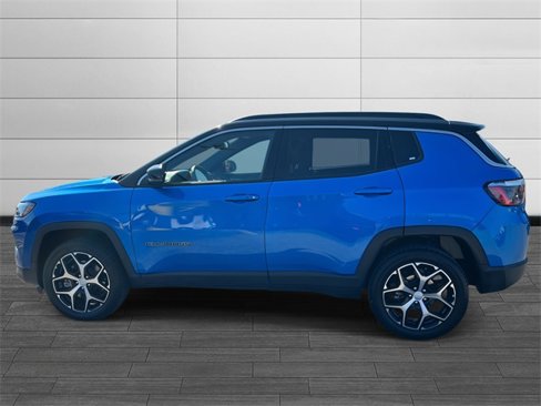 Certified 2024 Jeep Compass Limited image 7