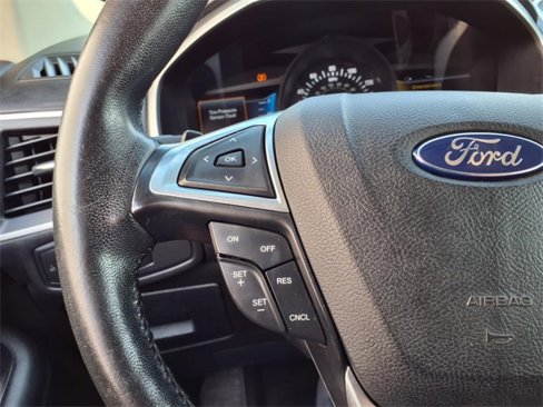 Used 2016 Ford Edge SEL w/ Equipment Group 201A image 24