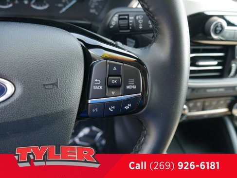 Used 2022 Ford Escape SE w/ Cold Weather Package image 28