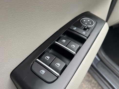 Certified 2021 Kia Soul LX image 10