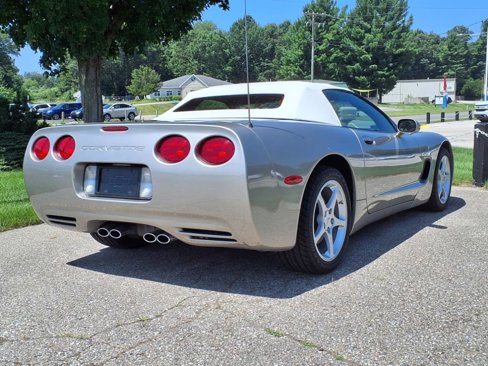 Used 2001 Chevrolet Corvette Convertible w/ Preferred Equipment Group2 image 6
