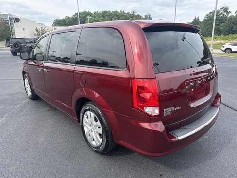Used 2020 Dodge Grand Caravan SE w/ UConnect Hands-Free Group image 9