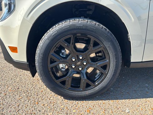 New 2025 Ford Maverick XLT w/ XLT Luxury Package image 9
