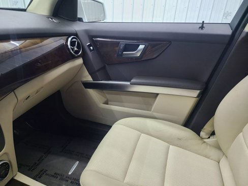 Used 2014 Mercedes-Benz GLK 350 2WD image 23