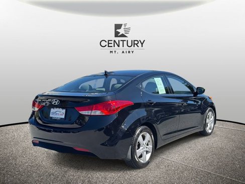 Used 2013 Hyundai Elantra GLS image 2