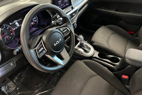 Used 2023 Kia Forte LXS image 10