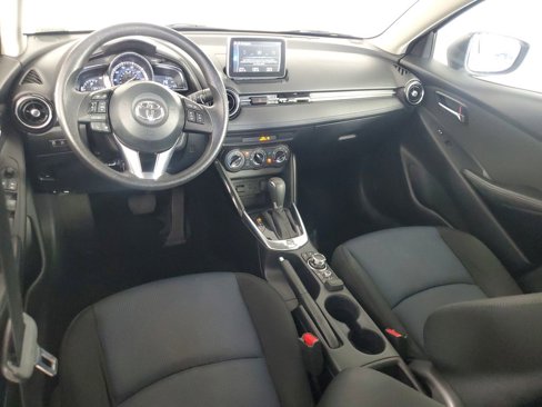 Used 2017 Toyota Yaris iA image 14