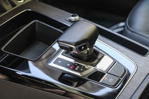Used 2022 Audi Q5 2.0T Premium w/ Convenience Package image 22