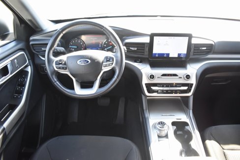 Used 2022 Ford Explorer XLT image 13