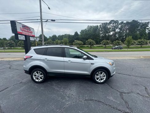 Used 2018 Ford Escape SEL w/ Ford Safe & Smart Package image 2
