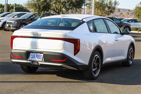 New 2025 Kia K4 EX image 9