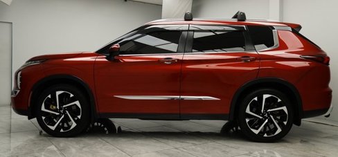 Used 2022 Mitsubishi Outlander SE image 8