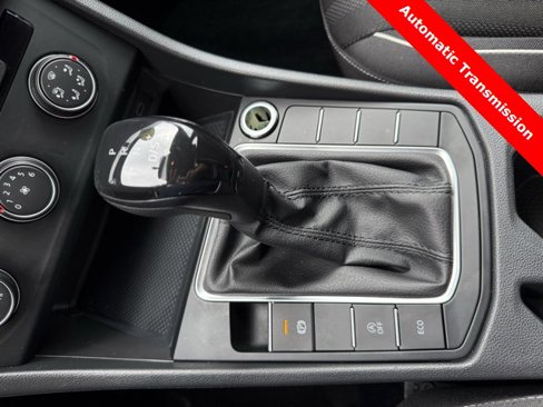 Used 2022 Volkswagen Jetta Sport image 19