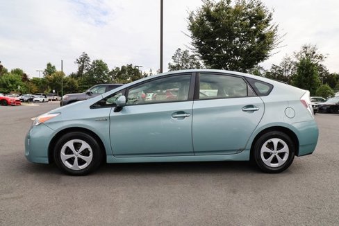 Used 2015 Toyota Prius Three image 11