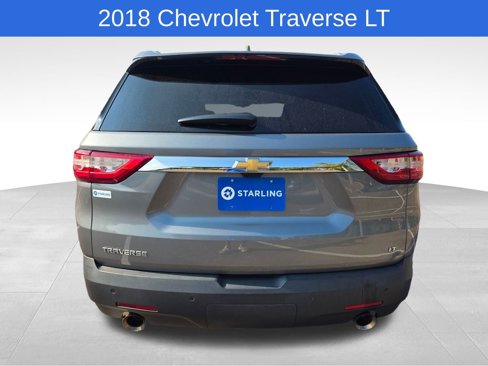 Used 2018 Chevrolet Traverse LT image 8