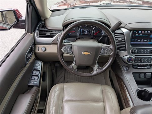 Used 2020 Chevrolet Tahoe LT w/ Luxury Package image 16