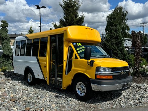 Used 2014 Chevrolet Express 3500 image 26