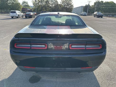 Used 2022 Dodge Challenger GT image 4