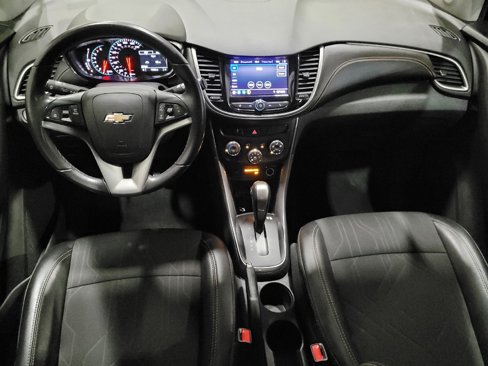 Used 2020 Chevrolet Trax LT w/ LT Convenience Package image 22