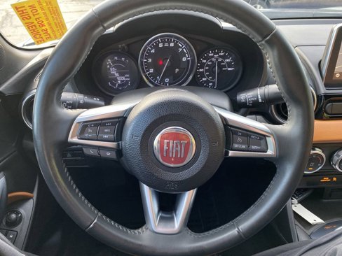 Used 2017 FIAT 124 Spider Lusso image 19