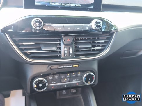 Used 2022 Ford Escape SE w/ Cold Weather Package image 17