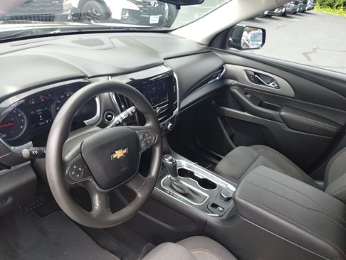 Used 2020 Chevrolet Traverse LS image 9
