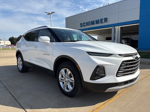 Used 2022 Chevrolet Blazer LT image 2