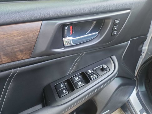 Used 2019 Subaru Outback 2.5i Limited image 16