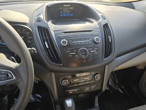 Used 2017 Ford Escape SE image 34