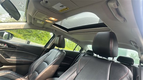 Used 2015 MAZDA MAZDA3 i Grand Touring image 27