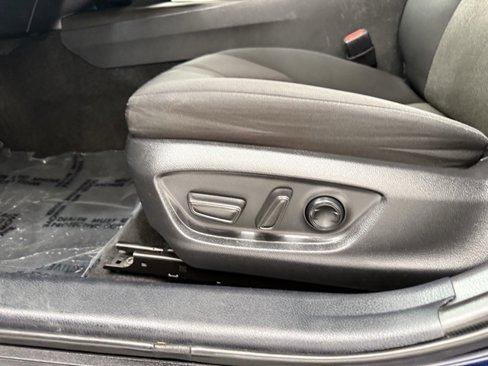 Used 2021 Toyota Camry LE image 12