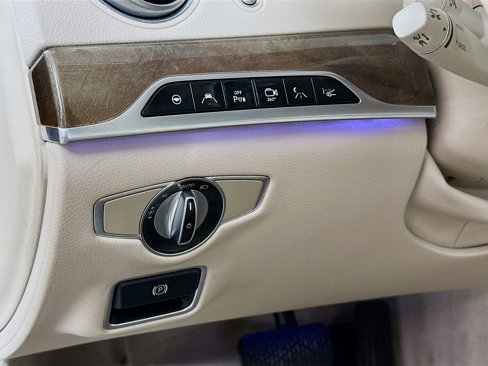 Used 2015 Mercedes-Benz S 550 4MATIC Sedan image 10