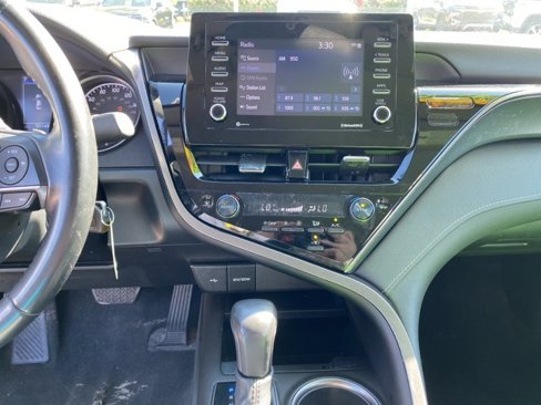 Used 2023 Toyota Camry SE image 26
