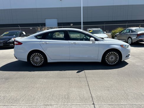 Used 2016 Ford Fusion Titanium image 2