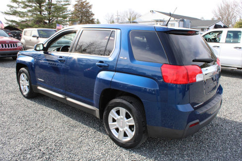 Used 2010 GMC Terrain SLE image 9