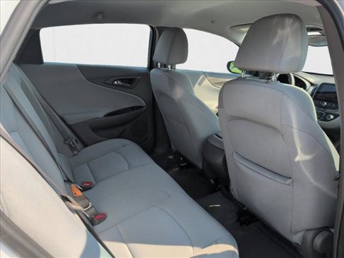 Used 2023 Chevrolet Malibu LS image 19
