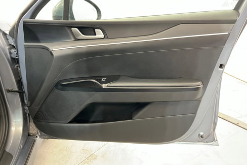 Used 2023 Kia K5 LXS image 23