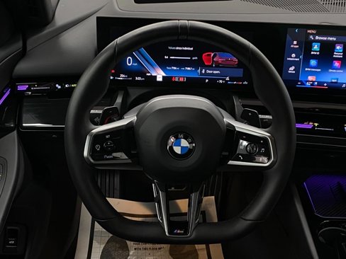 Certified 2025 BMW 530i xDrive w/ M Sport Package image 15