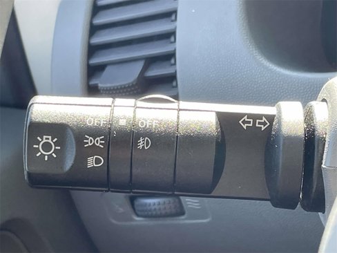 Used 2015 Nissan Frontier SV w/ SV Value Truck Package image 23