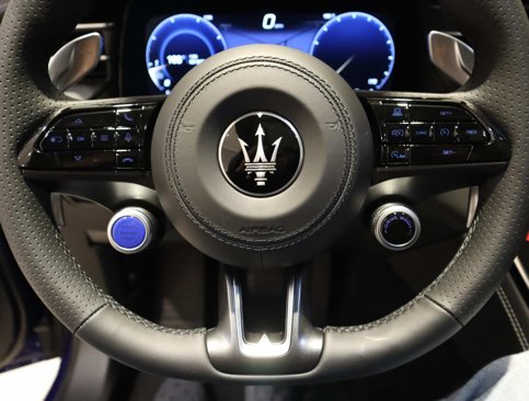 New 2025 Maserati Grecale GT image 27